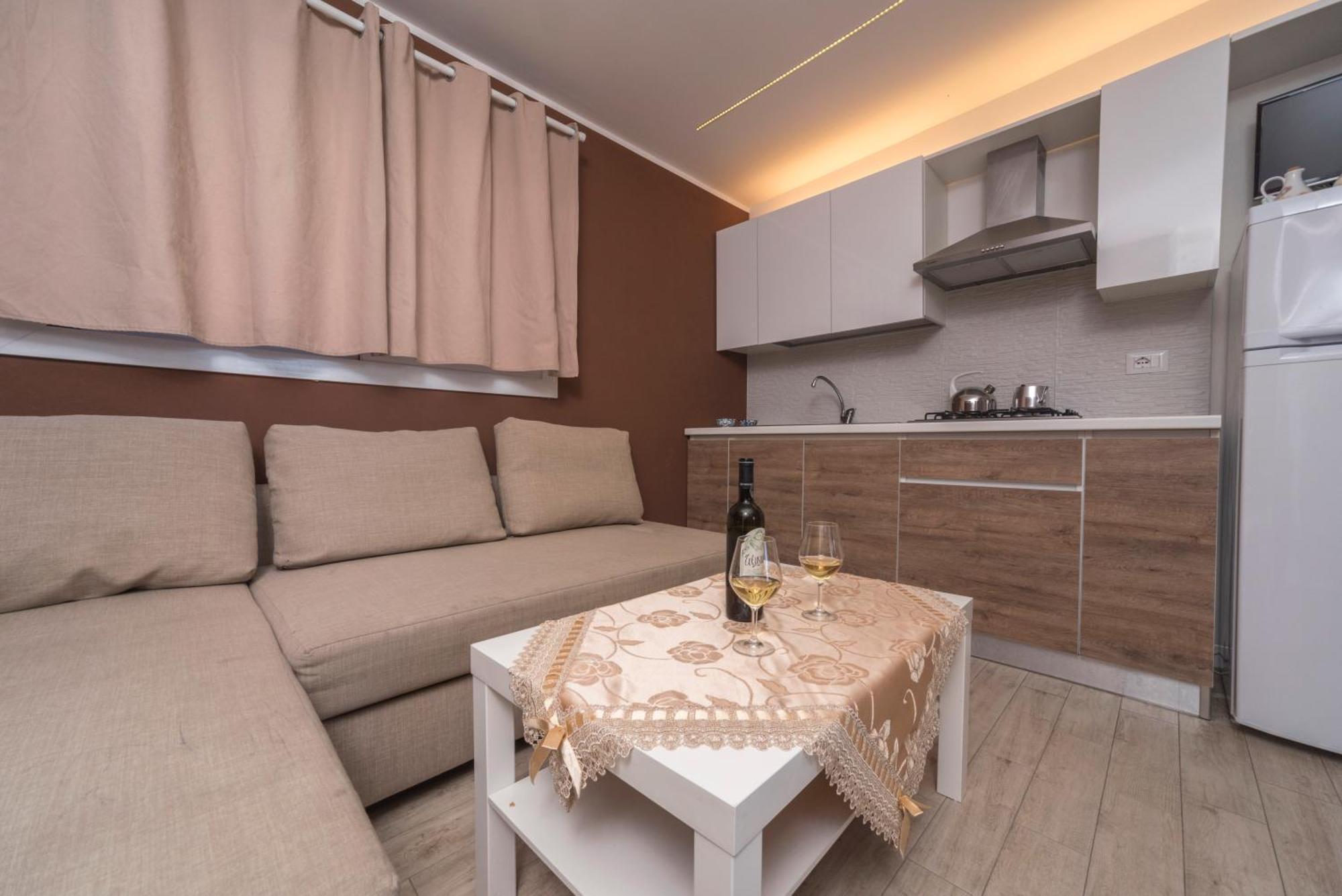 Centro Vacanze Mirage Torre di Palme Екстериор снимка