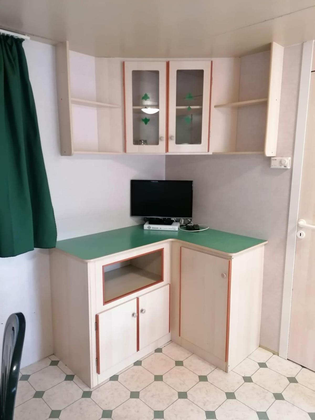 Centro Vacanze Mirage Torre di Palme Екстериор снимка