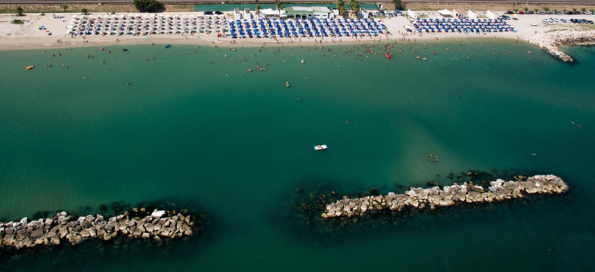 Centro Vacanze Mirage Torre di Palme Екстериор снимка