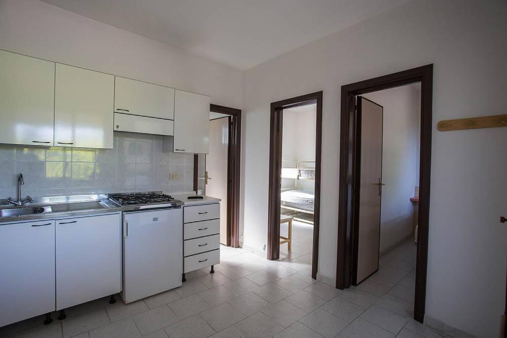Centro Vacanze Mirage Torre di Palme Екстериор снимка